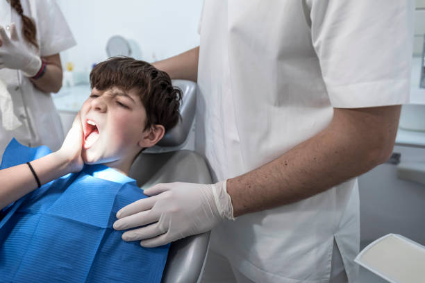 Best Cracked Tooth Emergency Dentist  in St Leon, IN